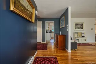 9 Red Oaks Mill Rd, Poughkeepsie, NY 12603 - Photo 6