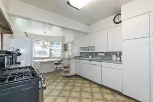16 Birch Hill Rd, Great Neck, NY 11020 - Photo 8