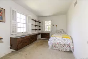 16 Birch Hill Rd, Great Neck, NY 11020 - Photo 18