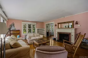1 Brookfield Pl, Pleasantville, NY 10570 - Photo 2