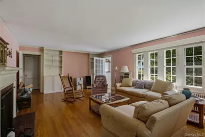 1 Brookfield Place, Pleasantville, NY 10570 - Photo 4