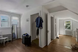 1 Brookfield Pl, Pleasantville, NY 10570 - Photo 12