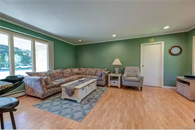 3 High Gate Drive, East Setauket, NY 11733 - Photo 8