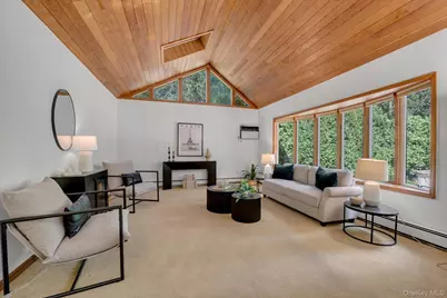 3 South Court, Port Washington, NY 11050 - Photo 6