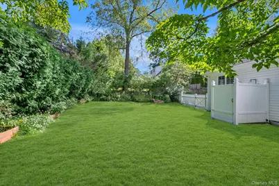 3 South Court, Port Washington, NY 11050 - Photo 24
