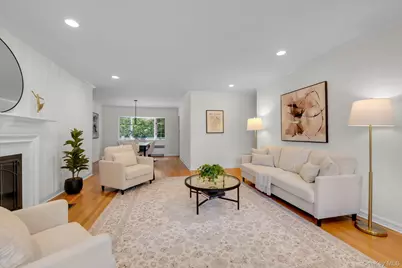 3 South Court, Port Washington, NY 11050 - Photo 10