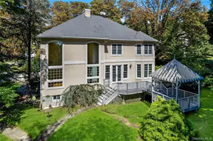 25 Riverview Rd, Irvington, NY 10533 - Photo 2