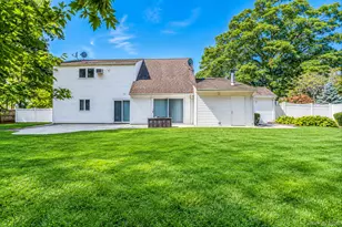 17 Fenwick Ave, Farmingville, NY 11738 - Photo 34