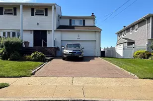 3588 Bertha Dr, Baldwin, NY 11510 - Photo 2
