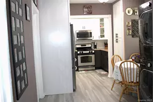 200-20 104th Ave, Saint Albans, NY 11412 - Photo 16