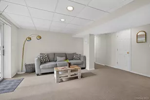 18 Pomper Dr, East Northport, NY 11731 - Photo 4