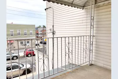 82-03 54th Avenue #2nd Fl, Elmhurst, NY 11373 - Photo 4