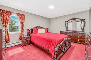 201 Overton St, Deer Park, NY 11729 - Photo 8