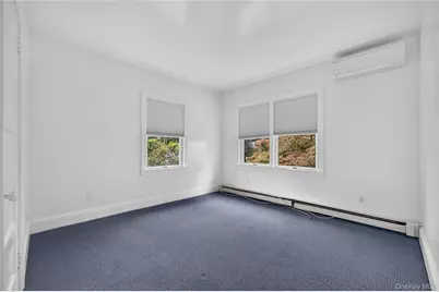 432 W Main Street, Huntington, NY 11743 - Photo 16