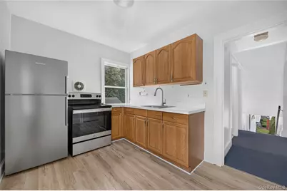 432 W Main Street, Huntington, NY 11743 - Photo 18