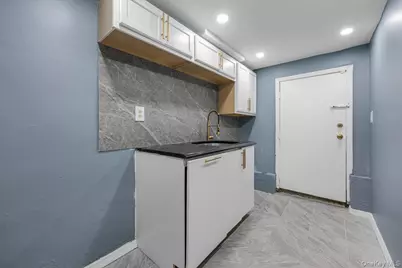 2891 Dewitt Place, Bronx, NY 10469 - Photo 18