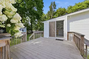76 Queen Rd, Rocky Point, NY 11778 - Photo 14