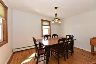 35 Montauk Dr, Bay Shore, NY 11706 - Photo 12