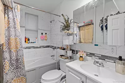 350 E 51st Street, Brooklyn, NY 11203 - Photo 16