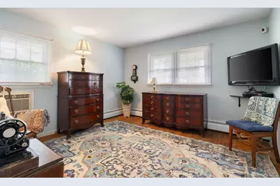 144 Nassau Avenue, West Babylon, NY 11704 - Photo 12