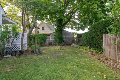 144 Nassau Avenue, West Babylon, NY 11704 - Photo 30