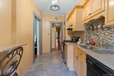 71-15 68th Street, Glendale, NY 11385 - Photo 12