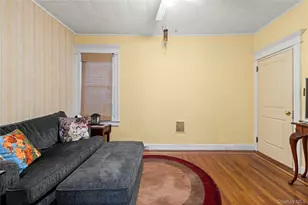 71-15 68th St, Glendale, NY 11385 - Photo 16