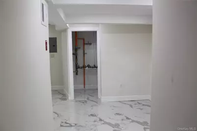 14516 106th Avenue, Jamaica, NY 11435 - Photo 18