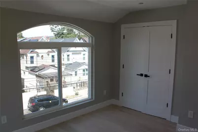 14516 106th Avenue, Jamaica, NY 11435 - Photo 42