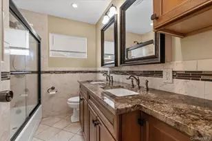 41 Cornell Ln, Hicksville, NY 11801 - Photo 14