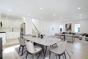 48 N Linwood, Port Washington, NY 11050 - Photo 4