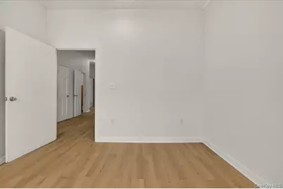 458 Drew, Brooklyn, NY 11208 - Photo 6