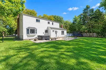 284 Marlin Street, Dix Hills, NY 11746 - Photo 12