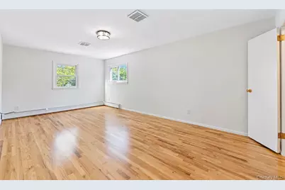 284 Marlin Street, Dix Hills, NY 11746 - Photo 36