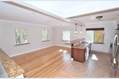 7376 197th Street, Fresh Meadows, NY 11366 - Photo 2