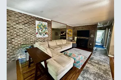 254-40 Craft Avenue #2nd Fl, Rosedale, NY 11422 - Photo 2