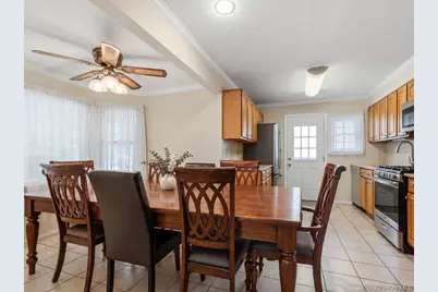 45 Berkshire Road, Hicksville, NY 11801 - Photo 4