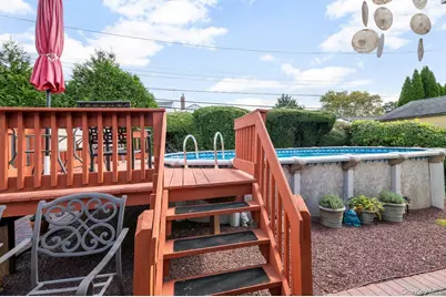 45 Berkshire Road, Hicksville, NY 11801 - Photo 20