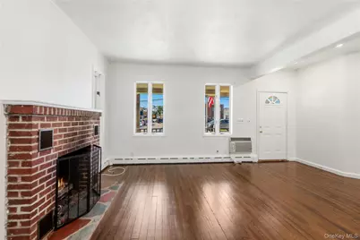 120 S High Street, Lindenhurst, NY 11757 - Photo 8