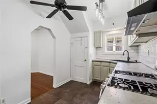 120 S High St, Lindenhurst, NY 11757 - Photo 16