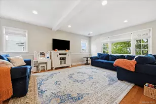 2546 Hicks St, Bellmore, NY 11710 - Photo 22