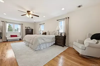 2546 Hicks Street, Bellmore, NY 11710 - Photo 28