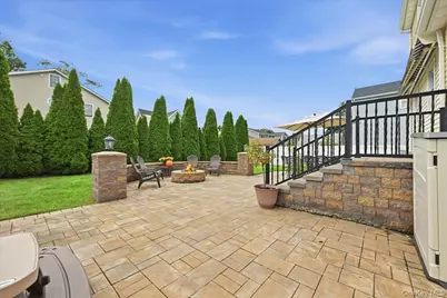 2546 Hicks Street, Bellmore, NY 11710 - Photo 40