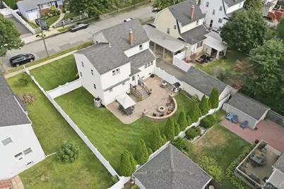 2546 Hicks Street, Bellmore, NY 11710 - Photo 38
