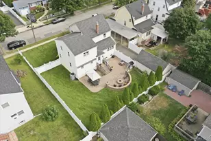 2546 Hicks St, Bellmore, NY 11710 - Photo 38