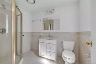 238 Clent Rd, Great Neck, NY 11021 - Photo 10
