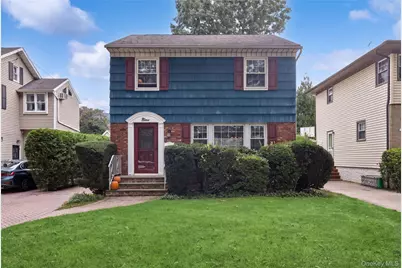 9 Monroe Street, Garden City, NY 11530 - Photo 1