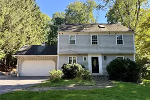 23 Cliffside Ln, Bedford Corners, NY 10549 - Photo 2