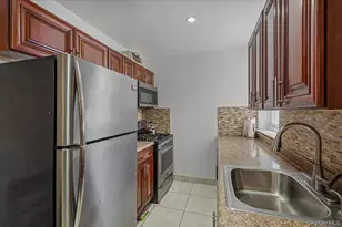 2107 Wallace Ave Wallace, Bronx, NY 10462 - Photo 10