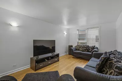 2107 Wallace Ave Wallace #6A, Bronx, NY 10462 - Photo 4